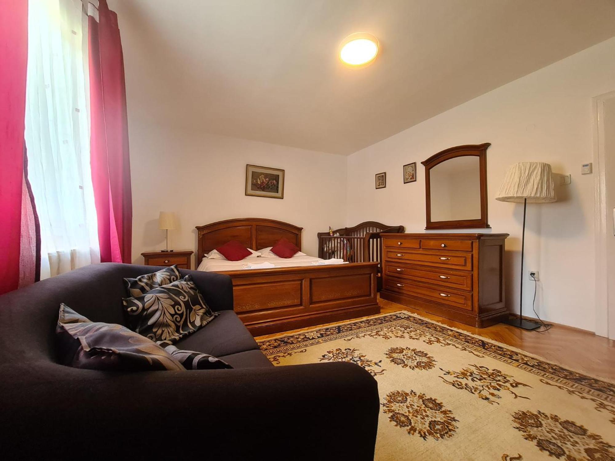 Lelia Apartment